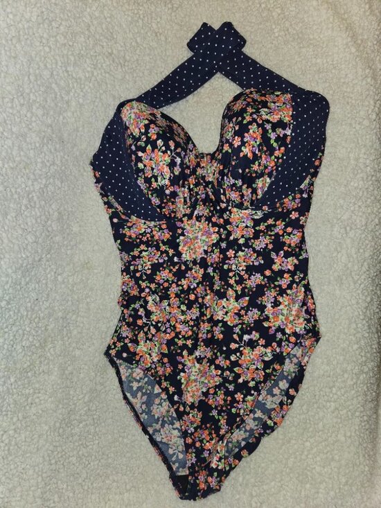 Figleaves Other - NWT Figleaves Floral Underwire Halter One Piece Swimsuit 34FF Full Bust